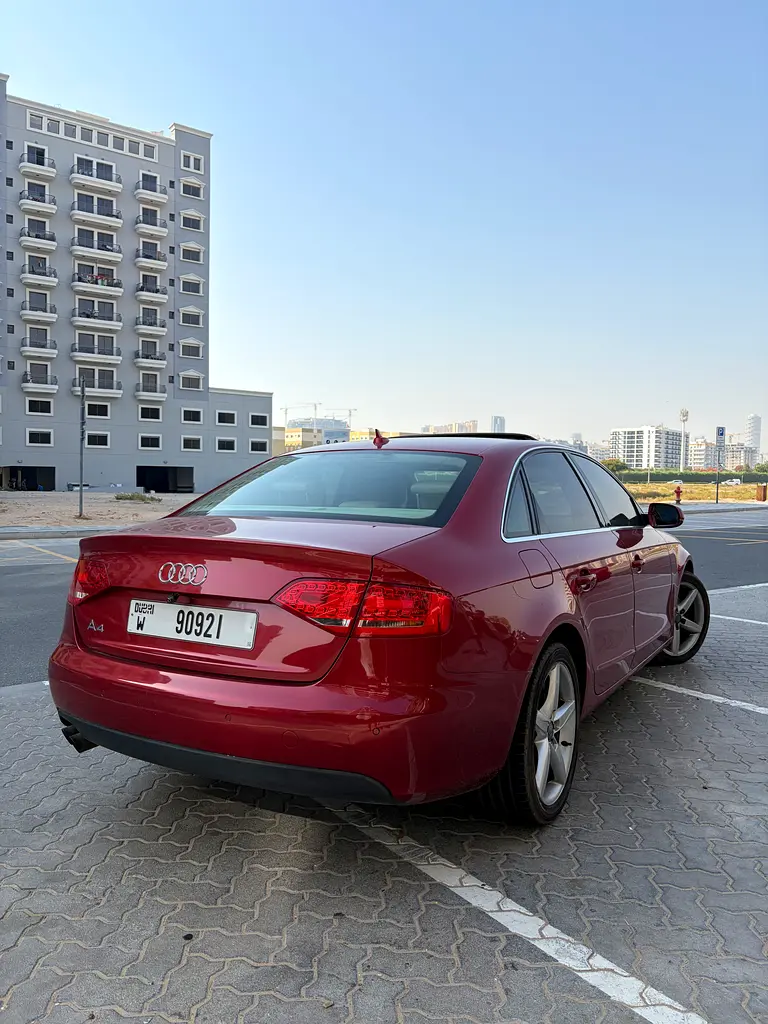 Audi A4 2011 2.0 TFSI Ambition | GCC Specs | Excellent Condition - Image 6