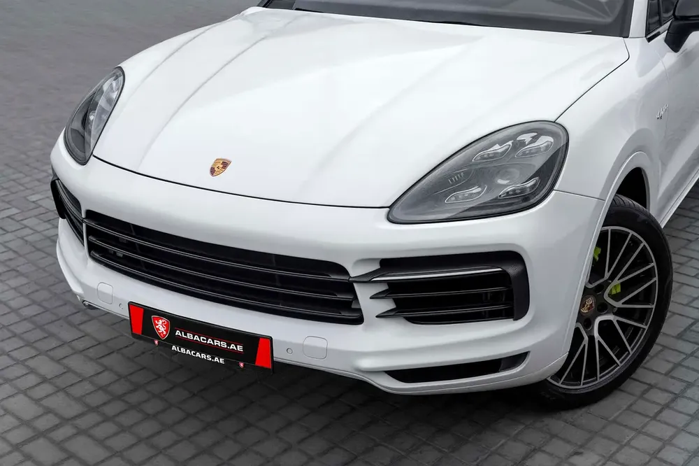 3,525 P.M |  Cayenne E-Hybrid | 0% Downpayment | Immaculate Condition! - Image 7
