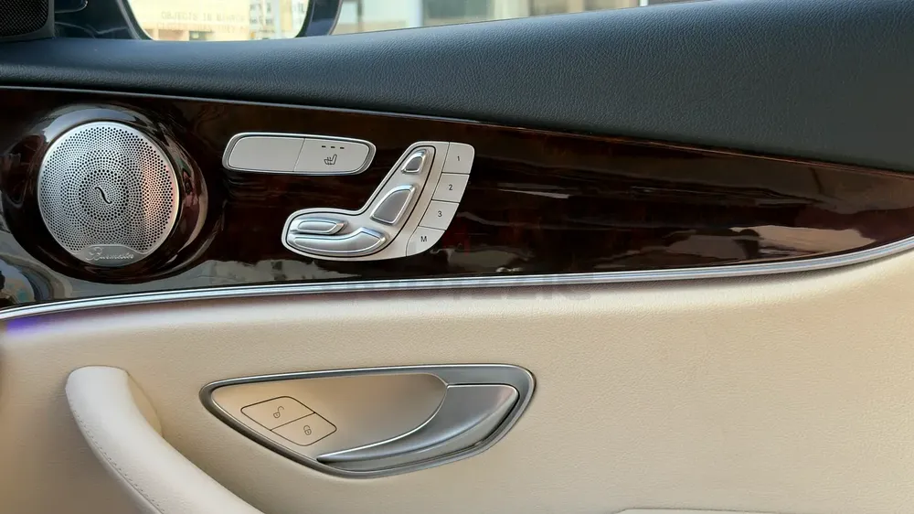 🔥 2023 Mercedes E350 | Clean Title | No Accidents | No Paint | No Airbags Deployed | 100% Original - Image 12