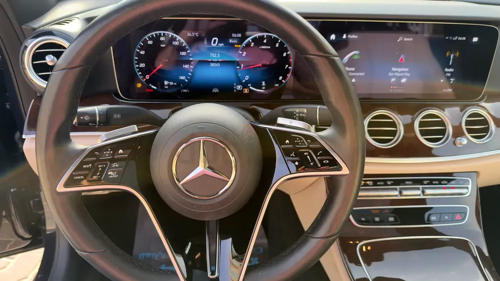 🔥 2023 Mercedes E350 | Clean Title | No Accidents | No Paint | No Airbags Deployed | 100% Original - Image 9