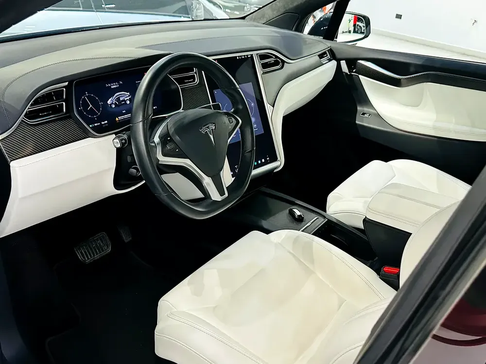 TESLA MODEL X DUAL MOTOR 100D 2017 GCC SPECS - Image 14