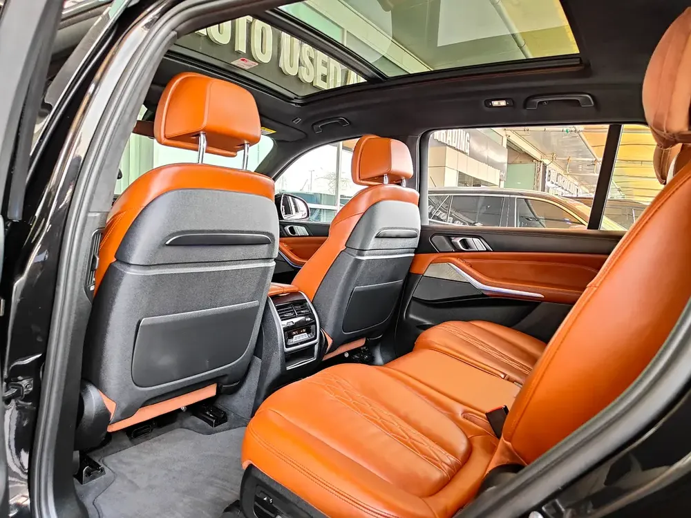 AED 2,015 P.M | 2019 BMW X7 xDrive40i M Sport | Under Warranty and BMW Service Contract | GCC | - Image 15