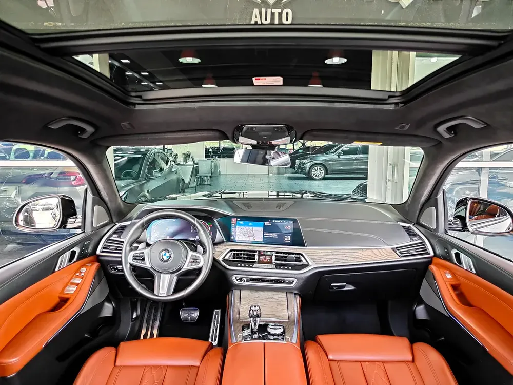 AED 2,015 P.M | 2019 BMW X7 xDrive40i M Sport | Under Warranty and BMW Service Contract | GCC | - Image 8