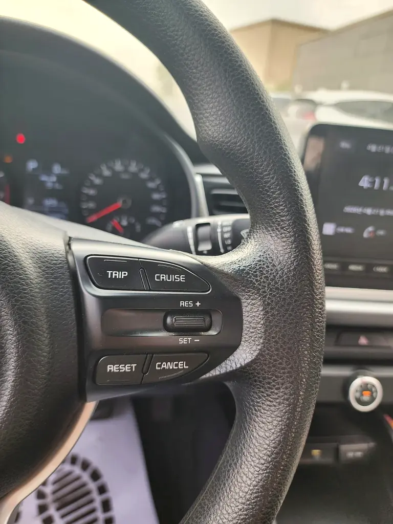 Kia Rio 2022 GCC Specs - Perfect City Car - Image 10