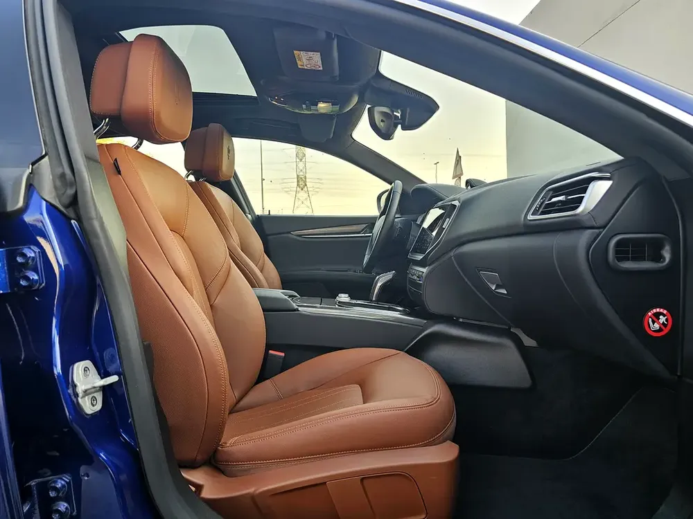 2021 Maserati Ghibli GT Hybrid - GCC Specs - Image 10