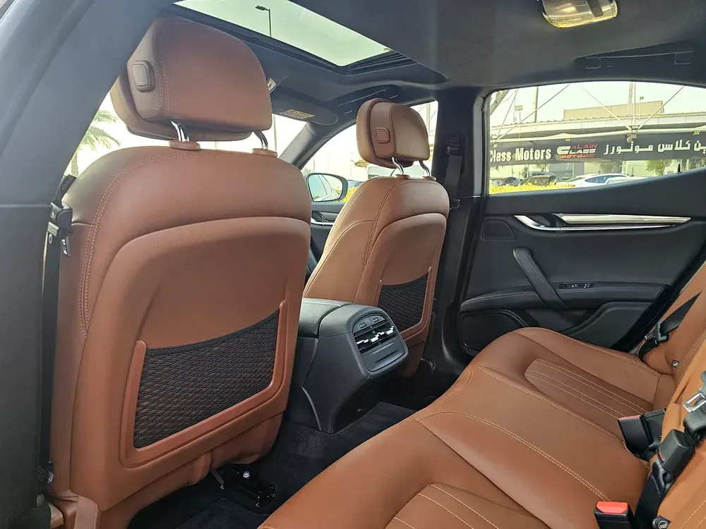 2021 Maserati Ghibli GT Hybrid - GCC Specs - Image 15