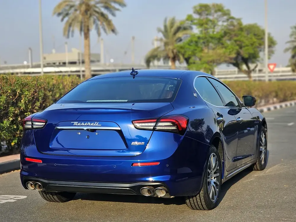 2021 Maserati Ghibli GT Hybrid - GCC Specs - Image 6