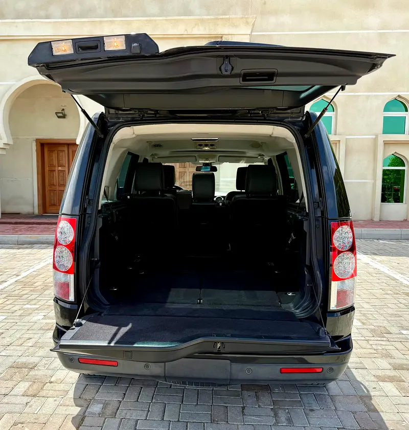 Land Rover LR4 HSE 2013 - GCC Specs - Well Maintained - Image 7