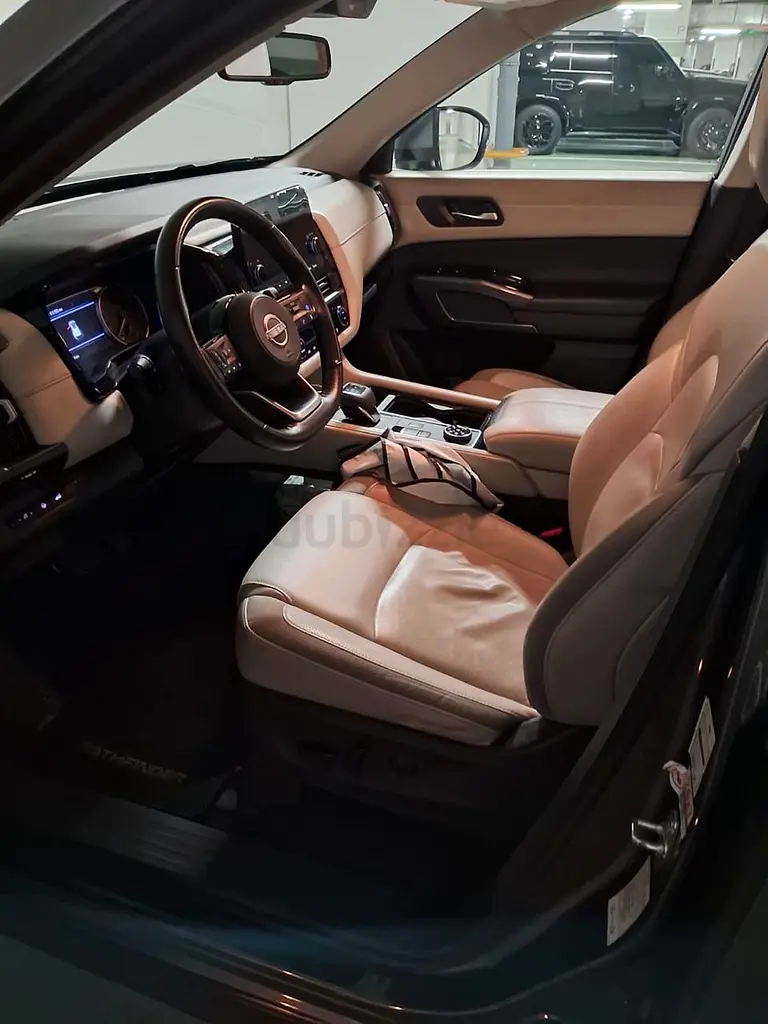 2022 Nissan Pathfinder SV - GCC Specs - Perfect Family SUV! - Image 6