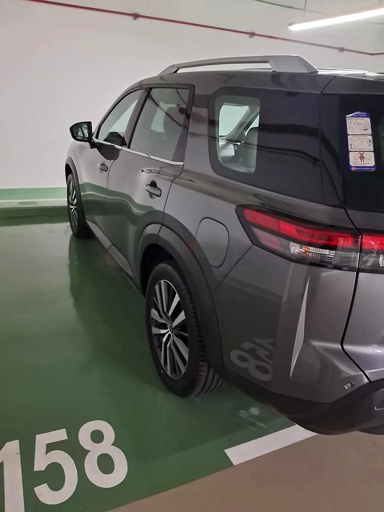 2022 Nissan Pathfinder SV - GCC Specs - Perfect Family SUV! - Image 7
