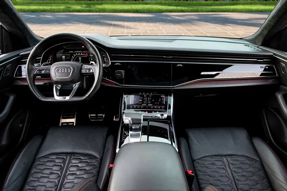 5,875 P.M |  RSQ8 | 0% Downpayment | AUDI HISTORY | UNDER WARRANTY! - Image 8