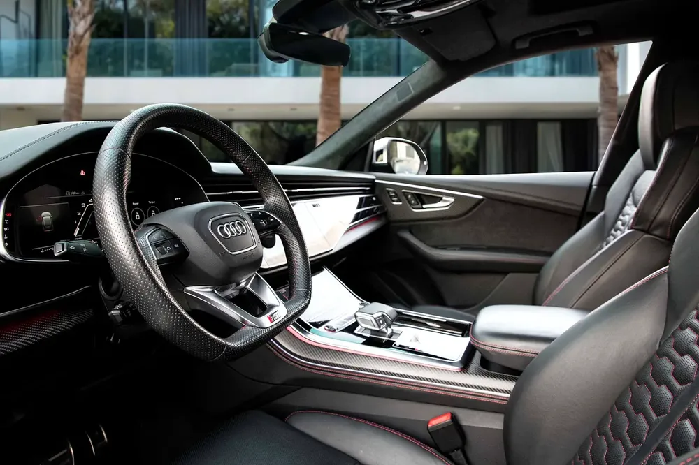 5,875 P.M |  RSQ8 | 0% Downpayment | AUDI HISTORY | UNDER WARRANTY! - Image 9