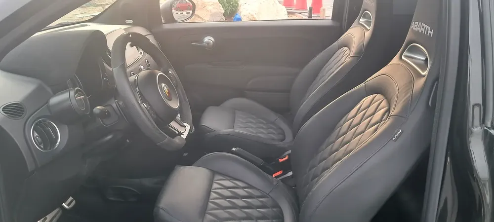 ABARTH 695 TURISMO 2023 FREE SERVICES + WARRANTY AGENCY AL GHANDI +ORGINAL PAINT 100% 1ST OWNER - Image 10