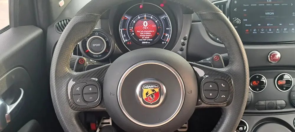 ABARTH 695 TURISMO 2023 FREE SERVICES + WARRANTY AGENCY AL GHANDI +ORGINAL PAINT 100% 1ST OWNER - Image 15