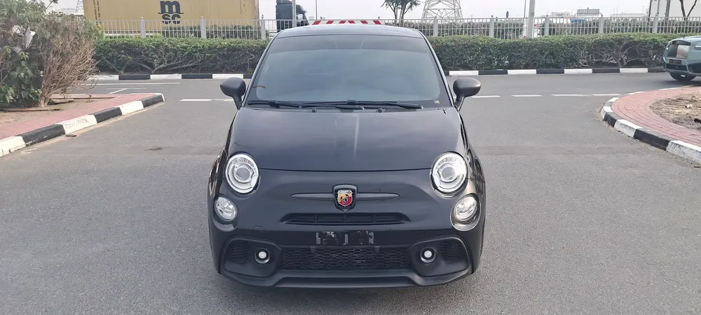 ABARTH 695 TURISMO 2023 FREE SERVICES + WARRANTY AGENCY AL GHANDI +ORGINAL PAINT 100% 1ST OWNER - Image 4