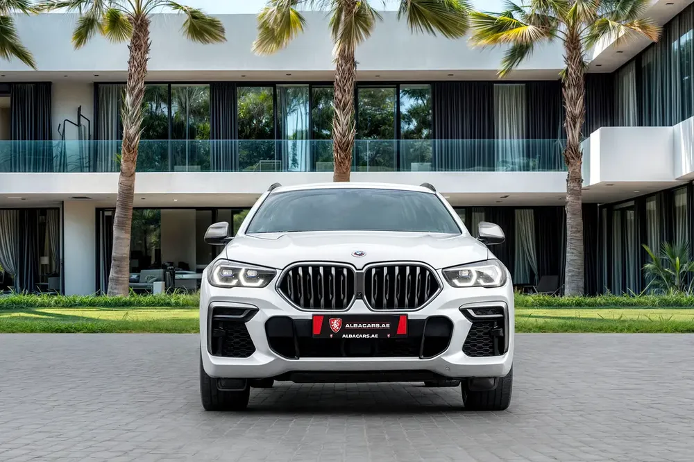 5,092 P.M |  X6 M50i M Sport | 0% Downpayment | BMW Service History! - Image 4