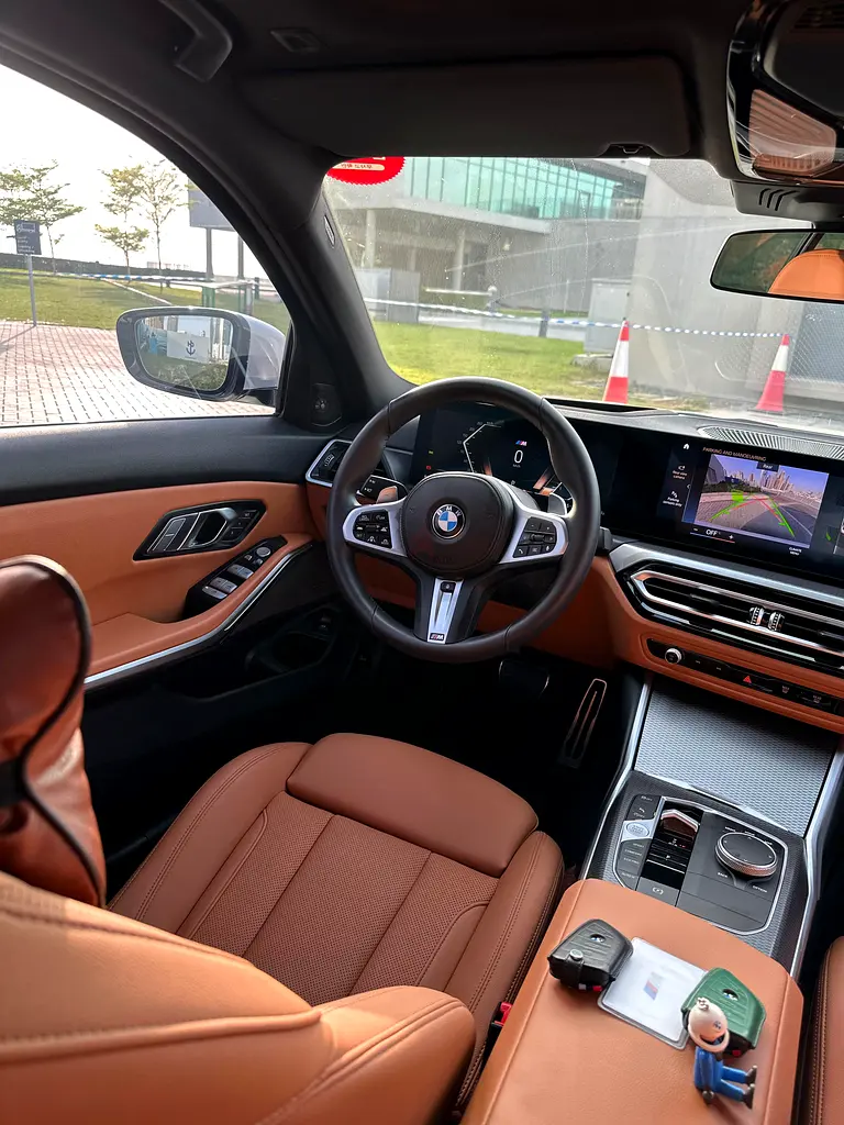 2023 BMW 3-Series 320i M-Package | Korean Specs | Immaculate Condition - Image 14