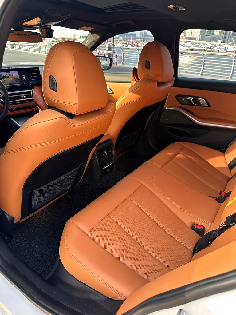 2023 BMW 3-Series 320i M-Package | Korean Specs | Immaculate Condition - Image 16