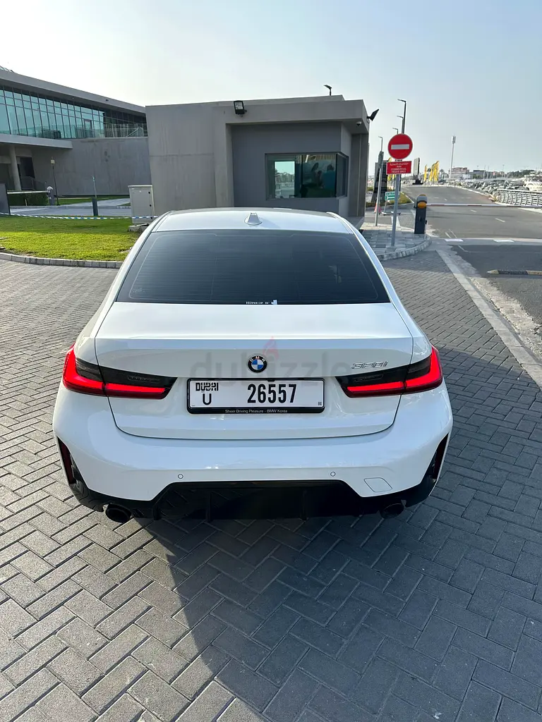 2023 BMW 3-Series 320i M-Package | Korean Specs | Immaculate Condition - Image 8