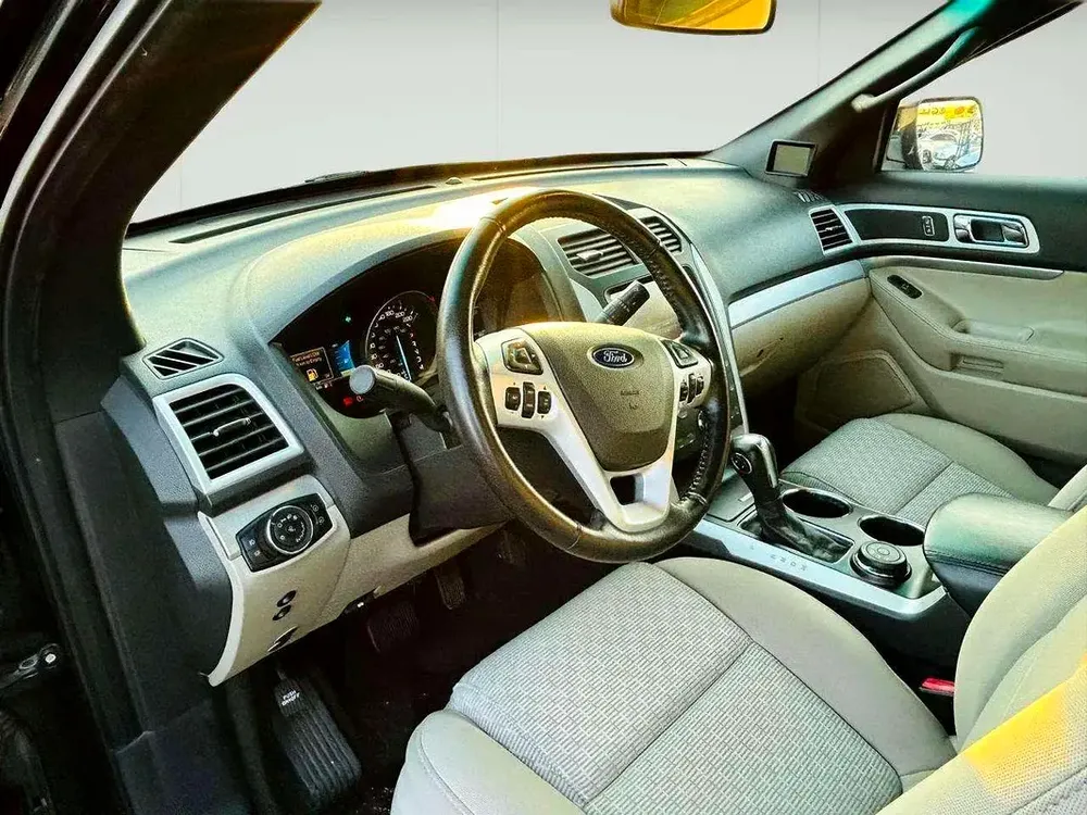 FORD EXPLORER XLT - 2012 - CLEAN CAR FRESH JAPAN IMPORT - Image 8