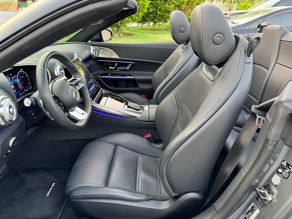 MERCEDES BENZ SL63 AMG MODEL 2023 (900KM ONLY) - Image 10