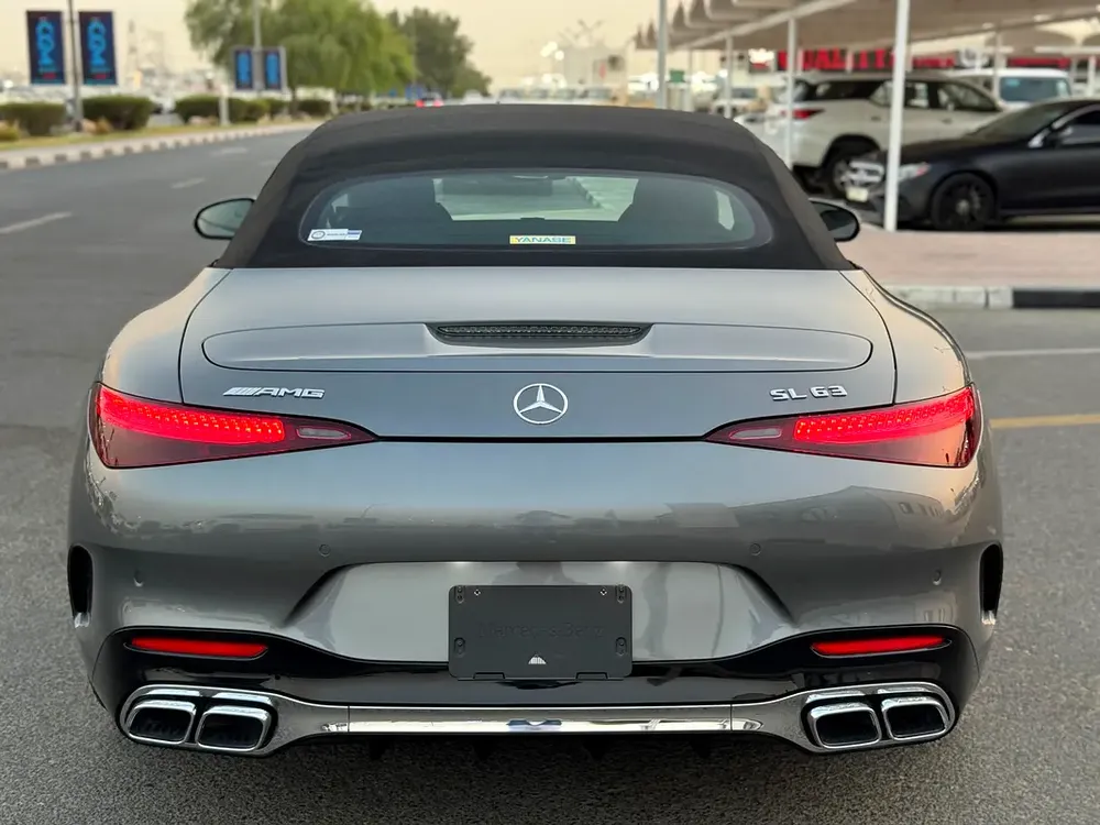 MERCEDES BENZ SL63 AMG MODEL 2023 (900KM ONLY) - Image 4