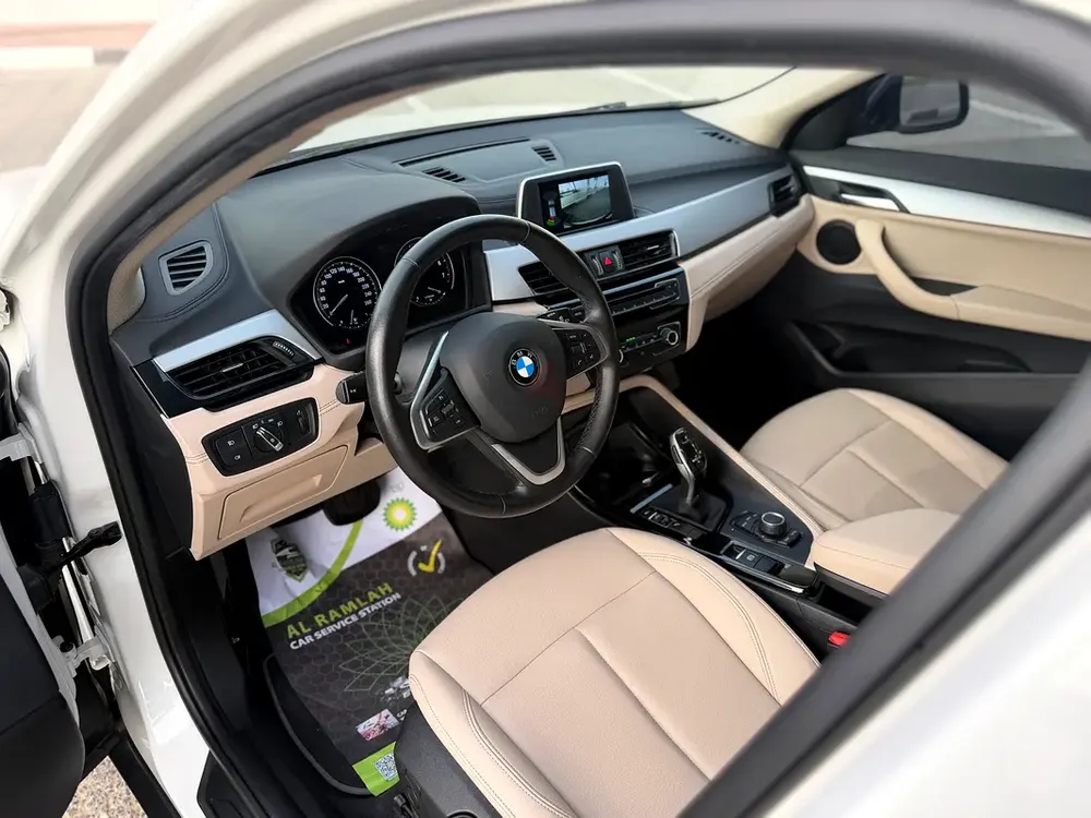 BMW X2 sDrive20i Joy Edition 2022 GCC Specs| Full Service History Available - Image 13