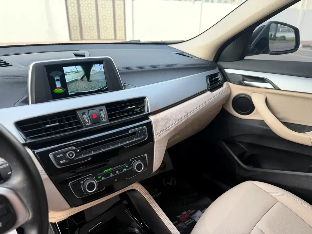 BMW X2 sDrive20i Joy Edition 2022 GCC Specs| Full Service History Available - Image 17