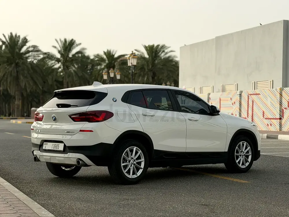 BMW X2 sDrive20i Joy Edition 2022 GCC Specs| Full Service History Available - Image 9