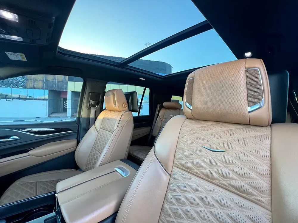 Pay 6900 AED MONTHLY | 2024 Cadillac Escalade Fully loaded Sport Platinum | GCC - Image 14