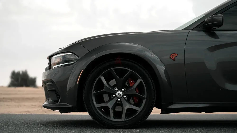 Dodge Charger RT - Image 9