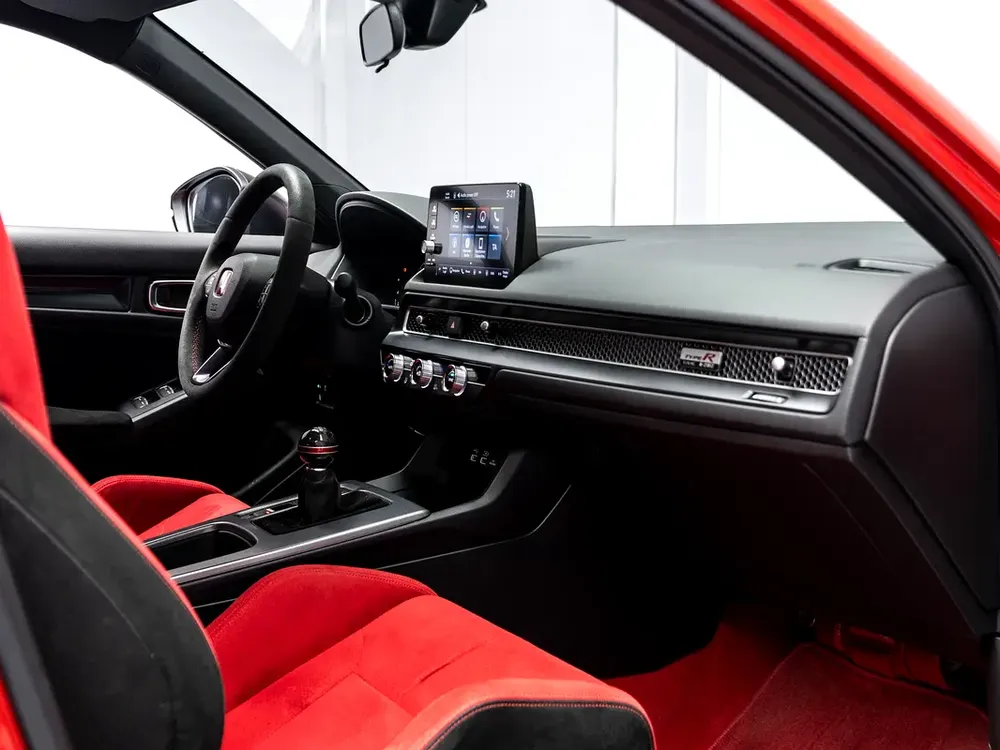 Exclusive Extended EID Offer, 2024 Honda Civic Type R, March 2027 Honda Warranty, GCC - Image 14