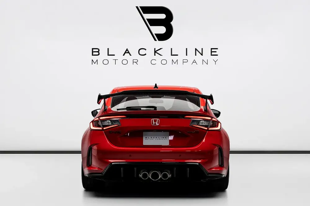 Exclusive Extended EID Offer, 2024 Honda Civic Type R, March 2027 Honda Warranty, GCC - Image 4