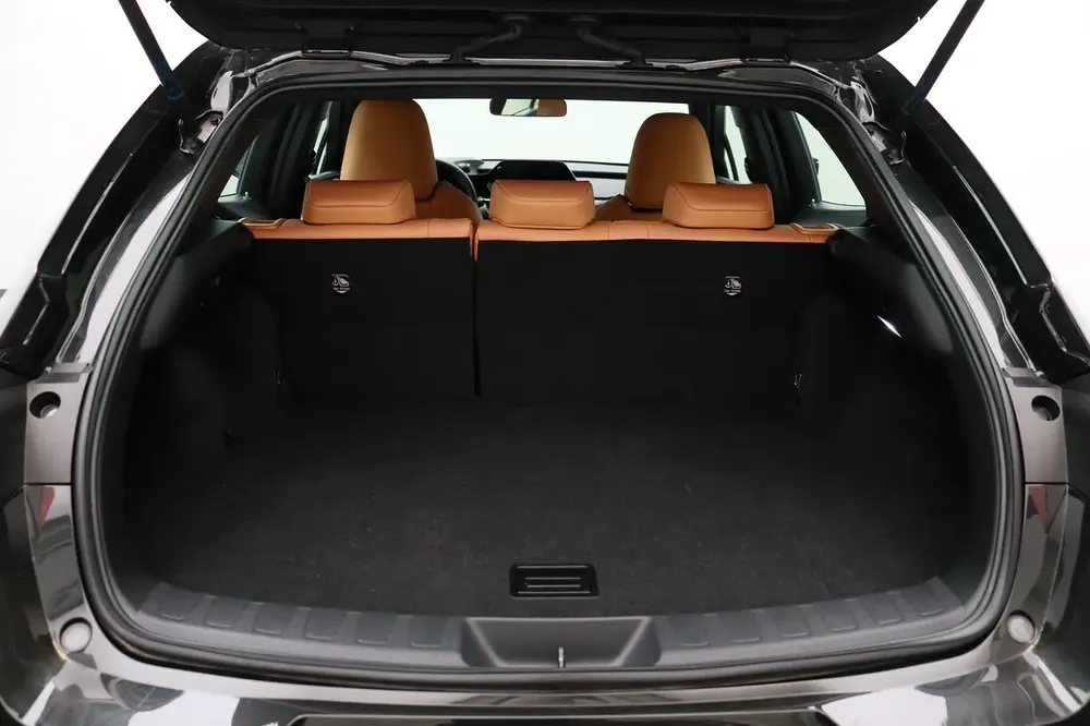 **Special offer** 2024 UXh SUV H 2.0L CVT Premier - Image 19