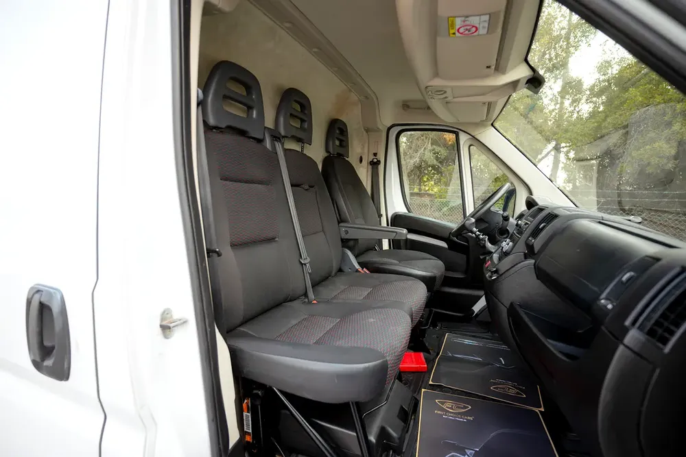 Peugeot Boxer L2H2 Delivery Van | GCC Specs | Ref#P31117 - Image 10