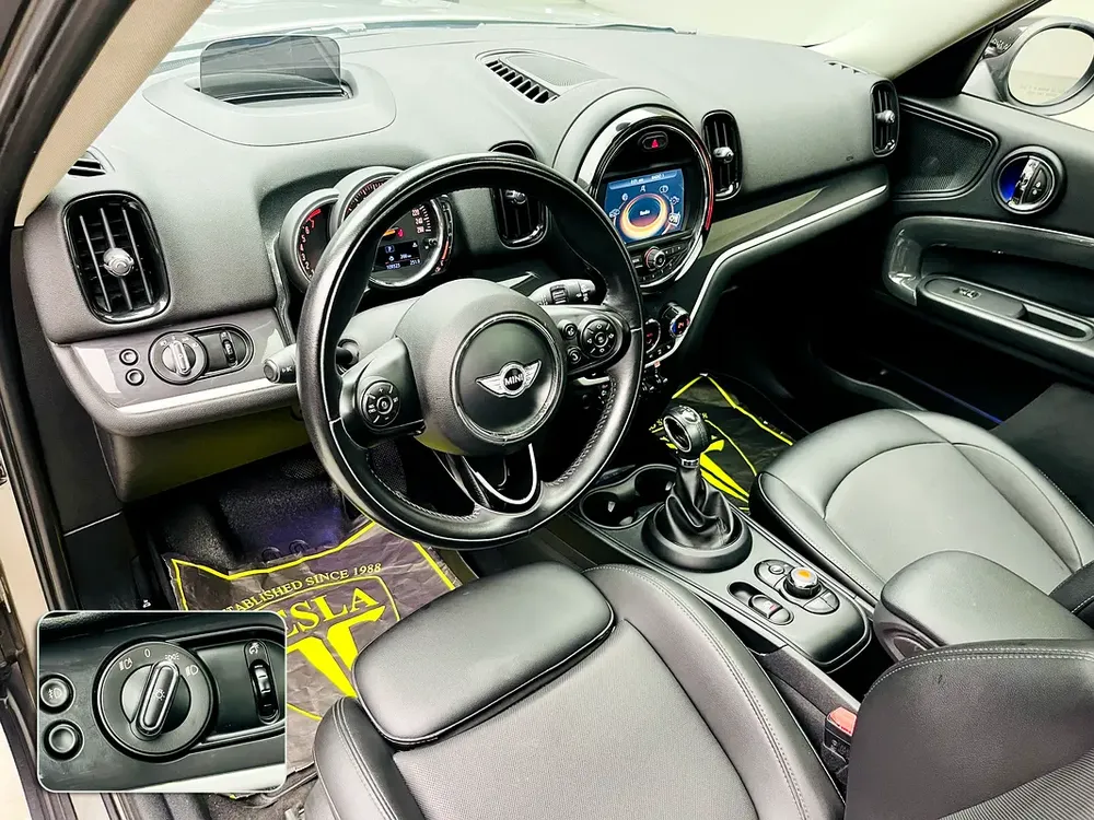COUNTRYMAN S / SUNROOF +  LEATHER SEATS + NAVIGATION + LED LIGHT + PREMIUM SOUND SYSTEM - Image 11