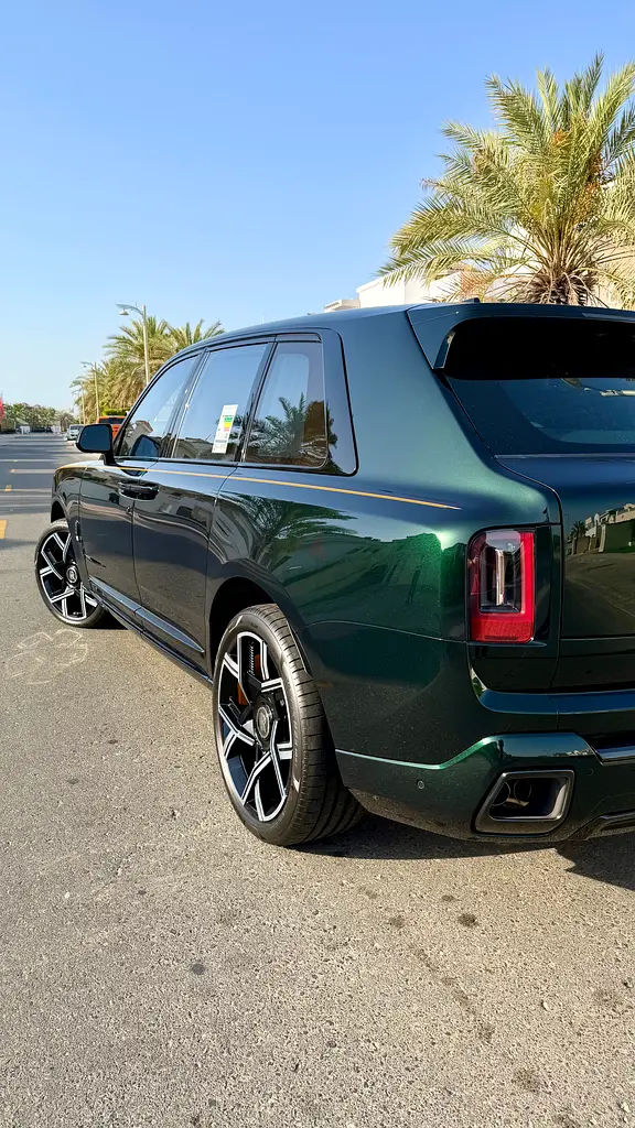 Rolls-Royce Cullinan Black Badge 2026 | GCC Specs | Brand New - Image 4
