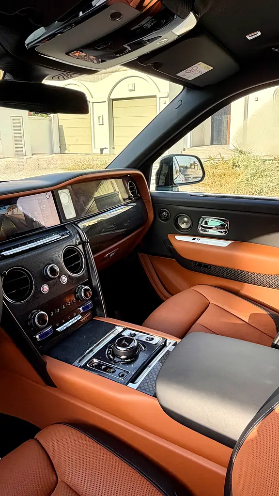 Rolls-Royce Cullinan Black Badge 2026 | GCC Specs | Brand New - Image 8