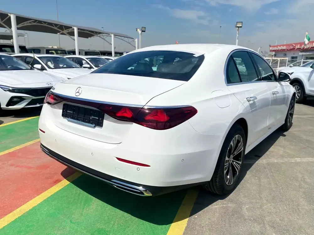 2026 Mercedes-Benz E-Class E 200 - Brand New - Korean Specs - Image 17