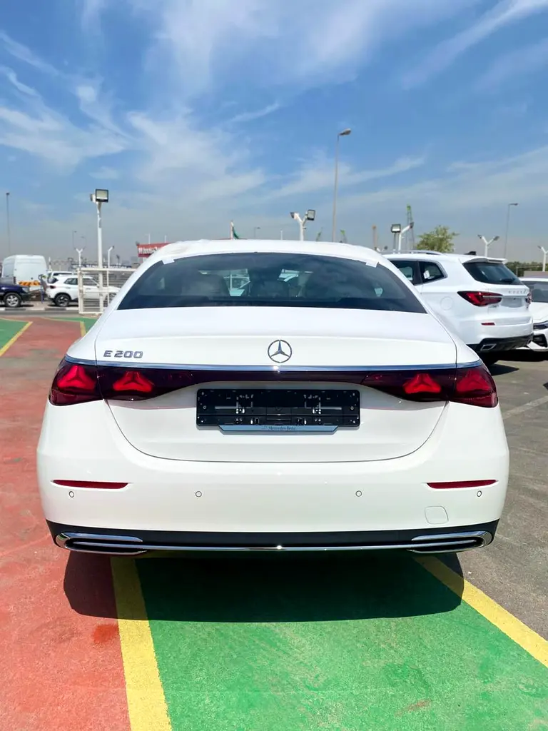 2026 Mercedes-Benz E-Class E 200 - Brand New - Korean Specs - Image 4