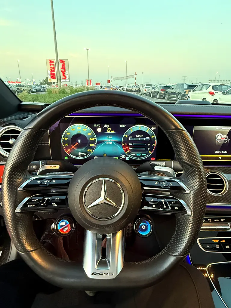 Mercedes benz e53 amg Japan import clean title - Image 14