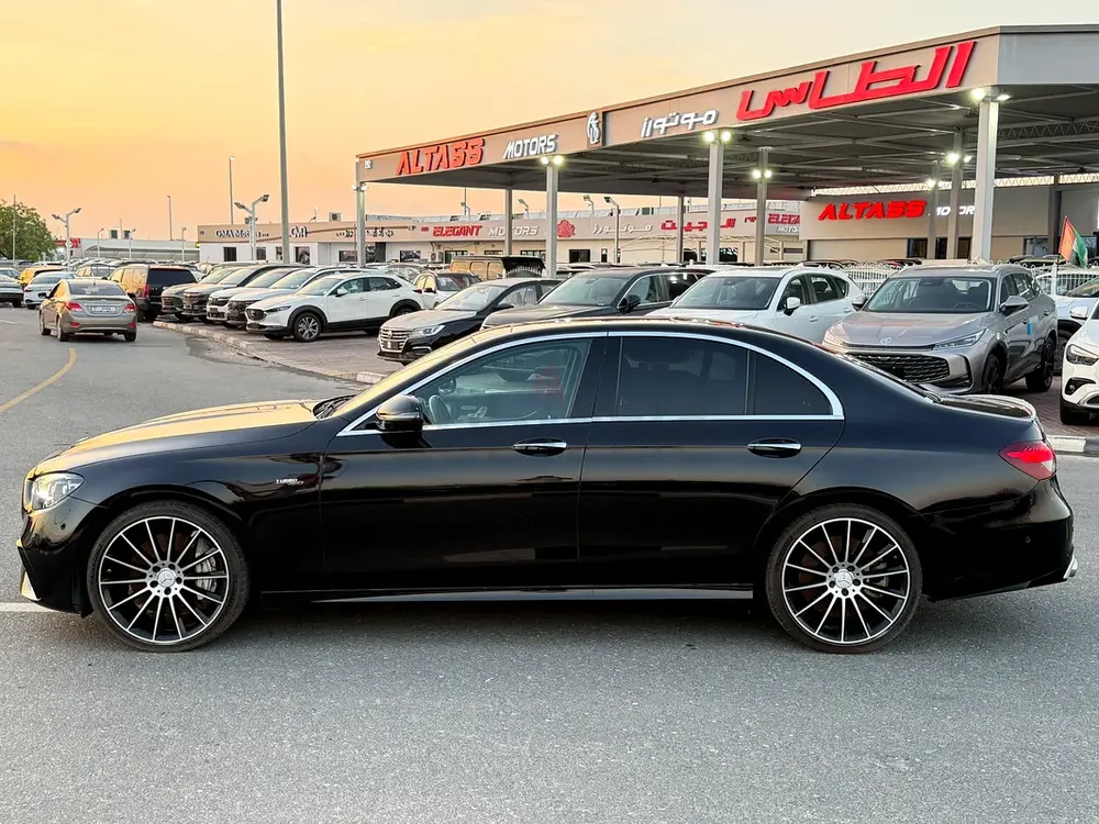 Mercedes benz e53 amg Japan import clean title - Image 4