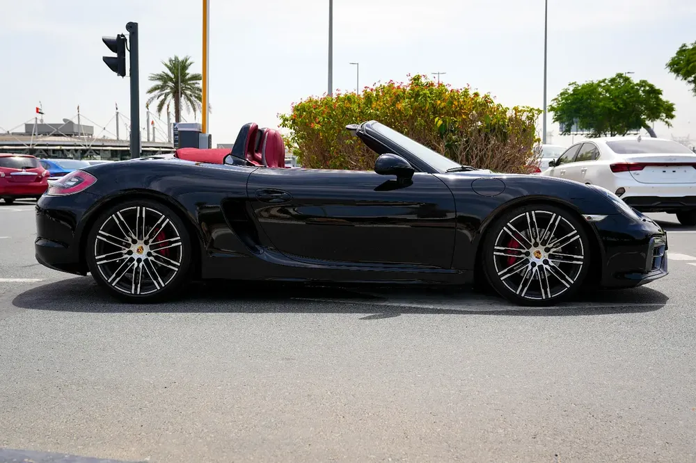 2015 Porsche Boxster GTS - GCC Specs - Image 7