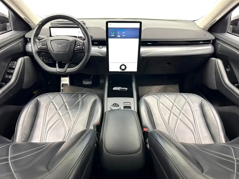 2022 Ford Mustang Mach E, Full Service History, Excellent Condition - Image 10