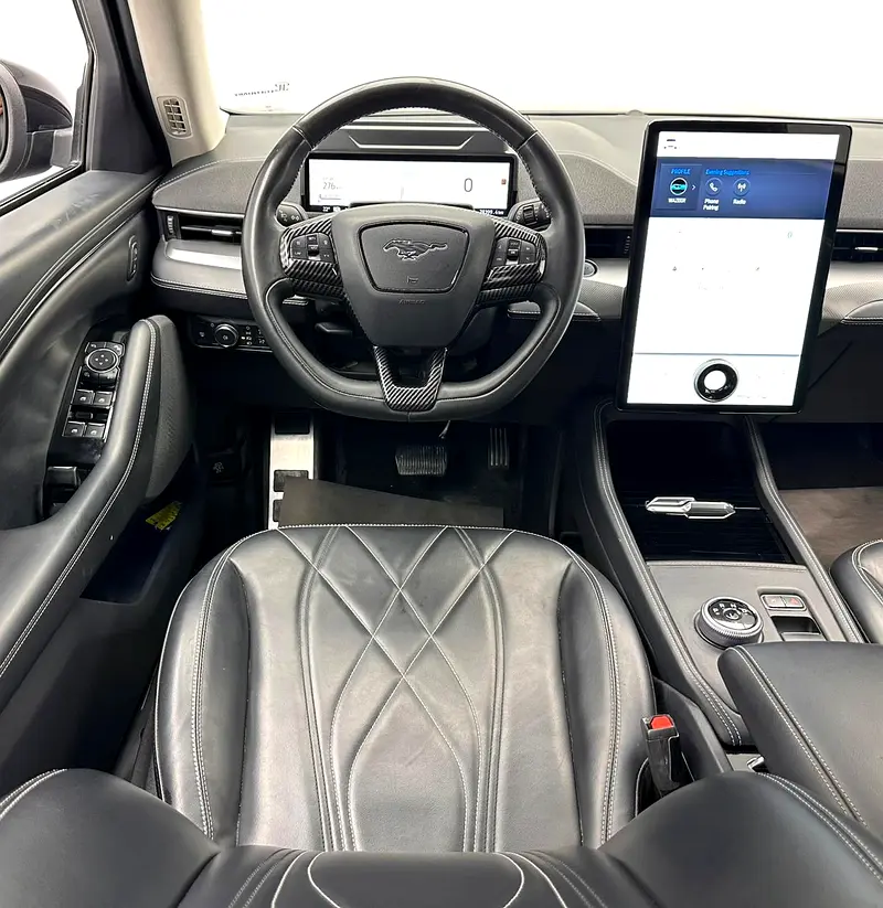 2022 Ford Mustang Mach E, Full Service History, Excellent Condition - Image 8