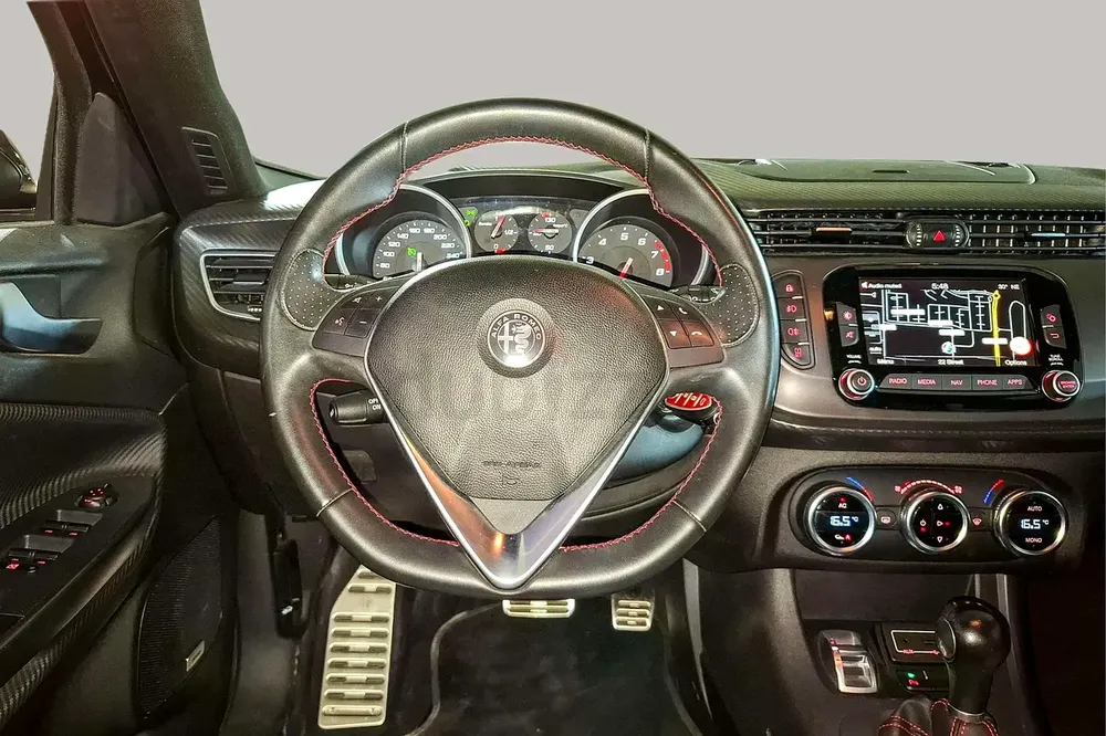 AED 745/month | 2021 Alfa Romeo GIULIETTA Veloce | GCC Specs | Ref#397005 - Image 8