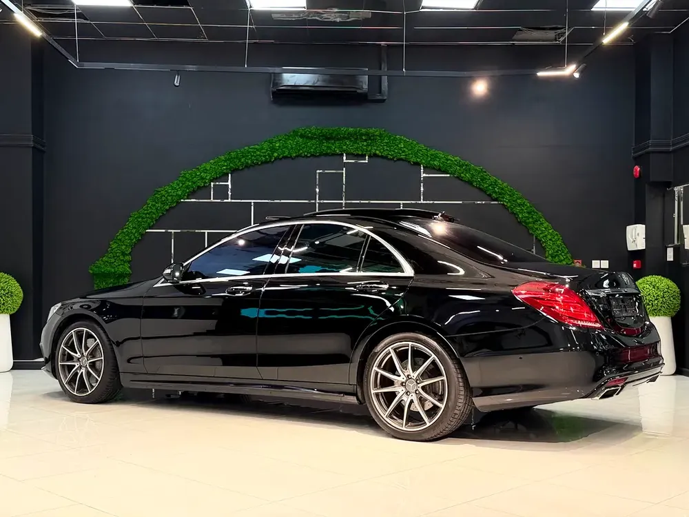 Mercedes-Benz S-Class S 400 h 2015 - Japanese Specs - GCC Car - Image 5