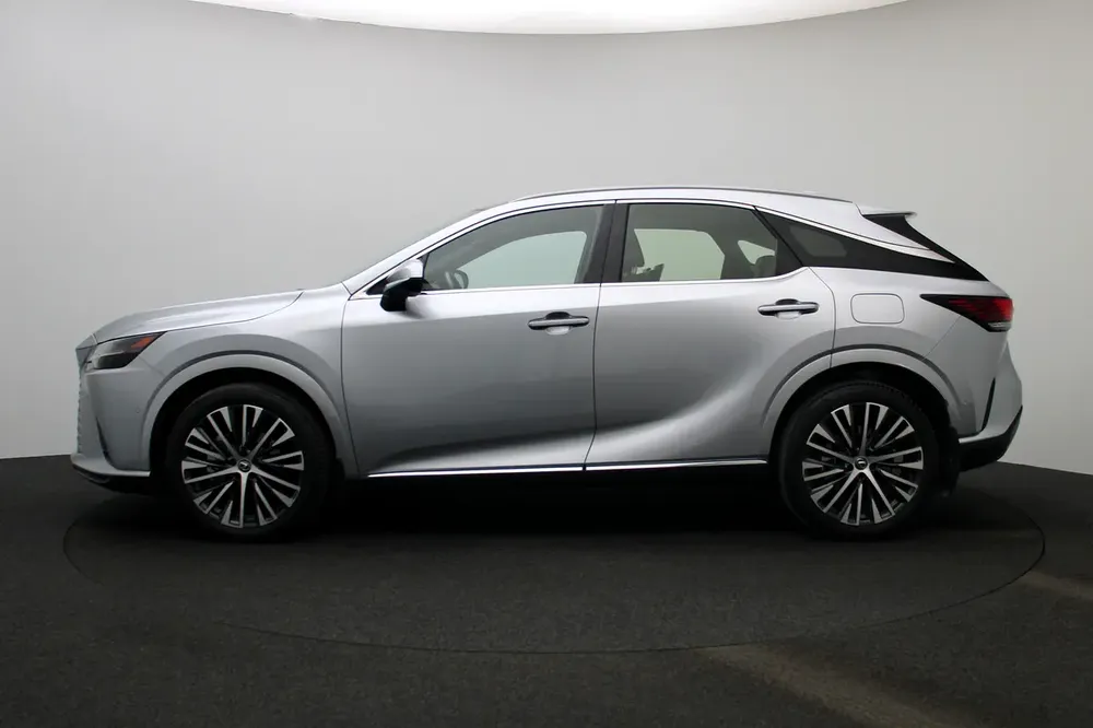 **Special offer** 2023 RX350H Platinum 2.5L HEV - Image 6