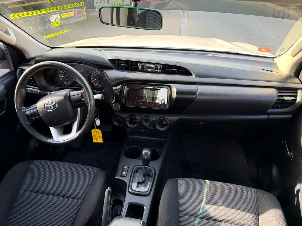 Toyota Hilux Double Cab GLX 2020 -4x4 automatic - Image 6
