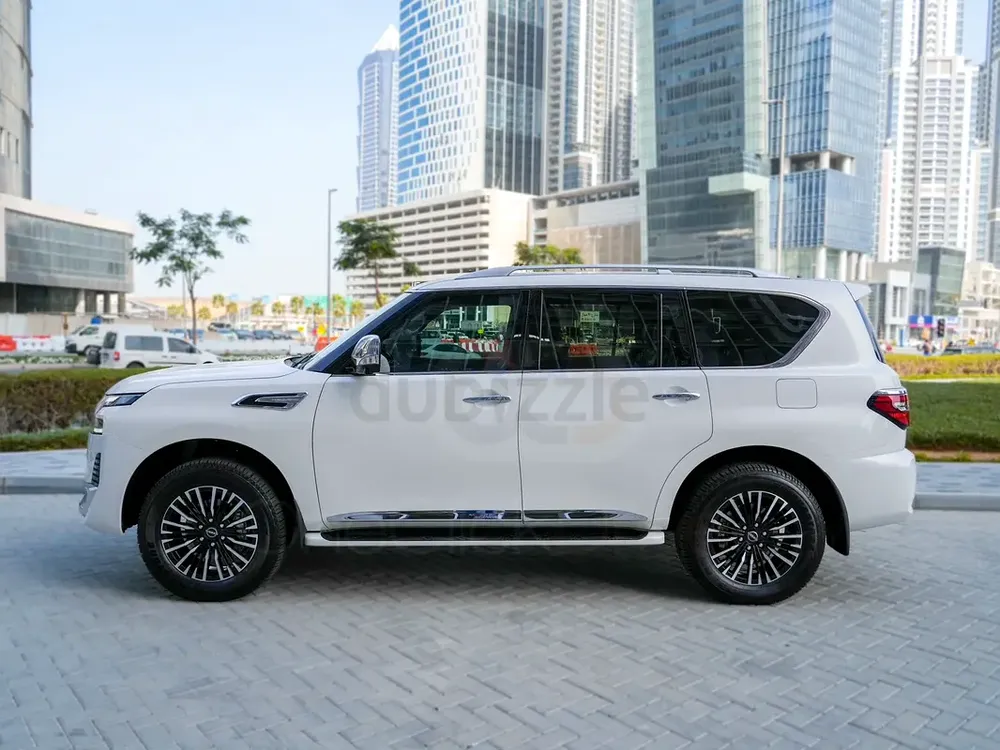 Nissan Patrol SE Platinum - Image 4